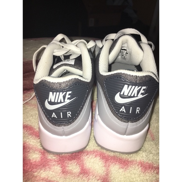 Nike Air Max 90 Ultra Essential - Picture 4 of 4